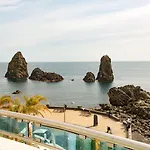 Hotell Grand Faraglioni