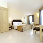 Hotell Grand Faraglioni 4*