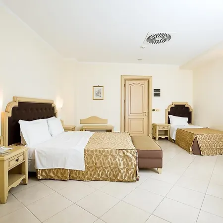 Grand Faraglioni 4* Aci Trezza