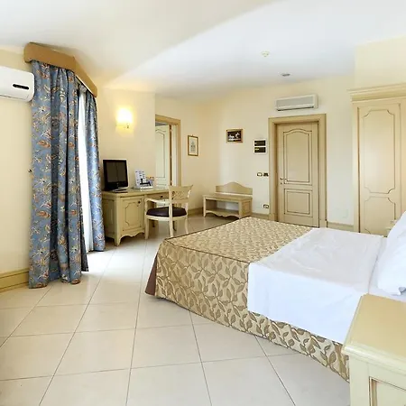 Grand Faraglioni 4* Aci Trezza