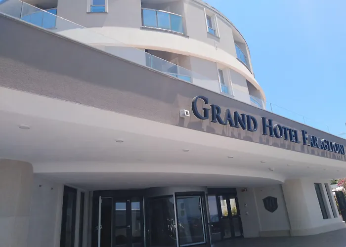 Grand Faraglioni 4*